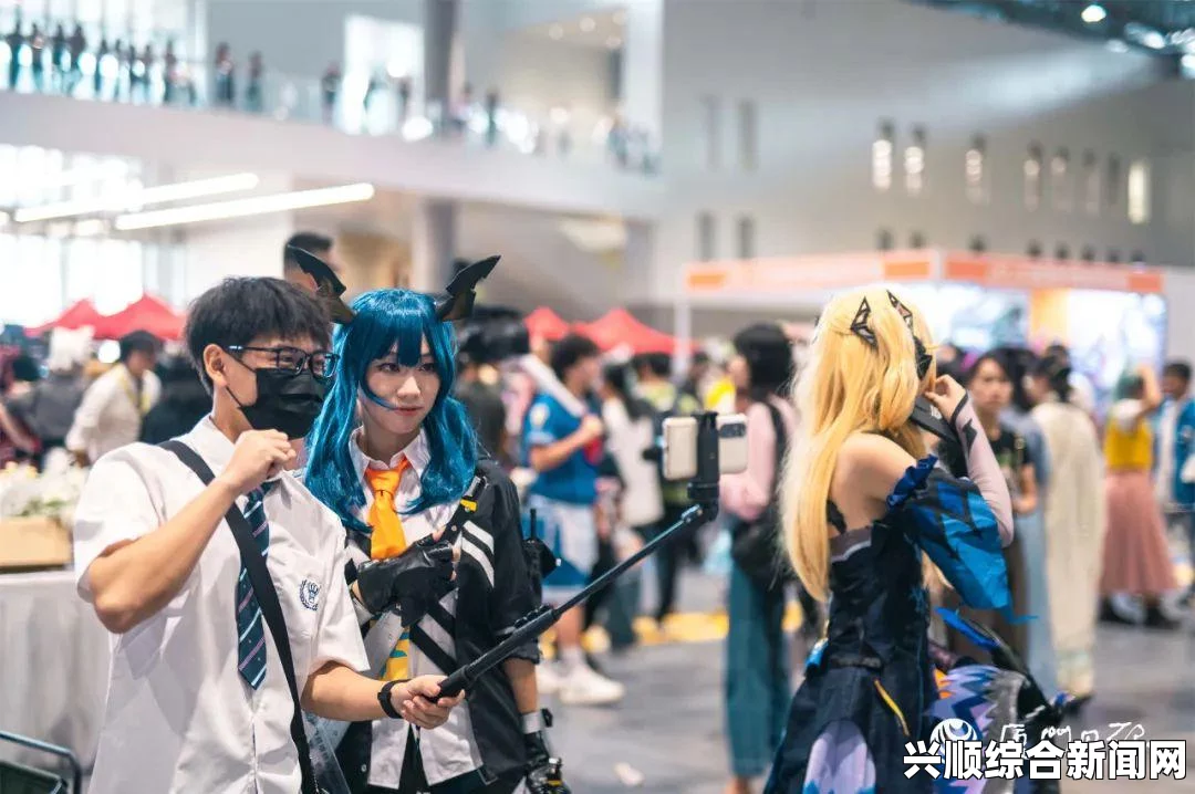 探索激情画面，评价可查看女生内部的手游：沉浸体验与角色互动并存的游戏盛宴