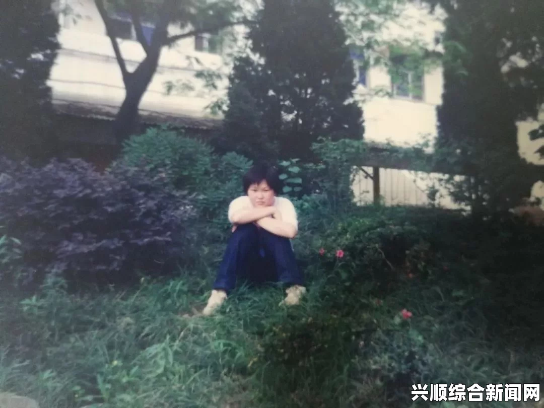 青梅不经C1：在禁忌的火花中探索内心深处的激情与渴望，燃烧着青春的每一瞬。