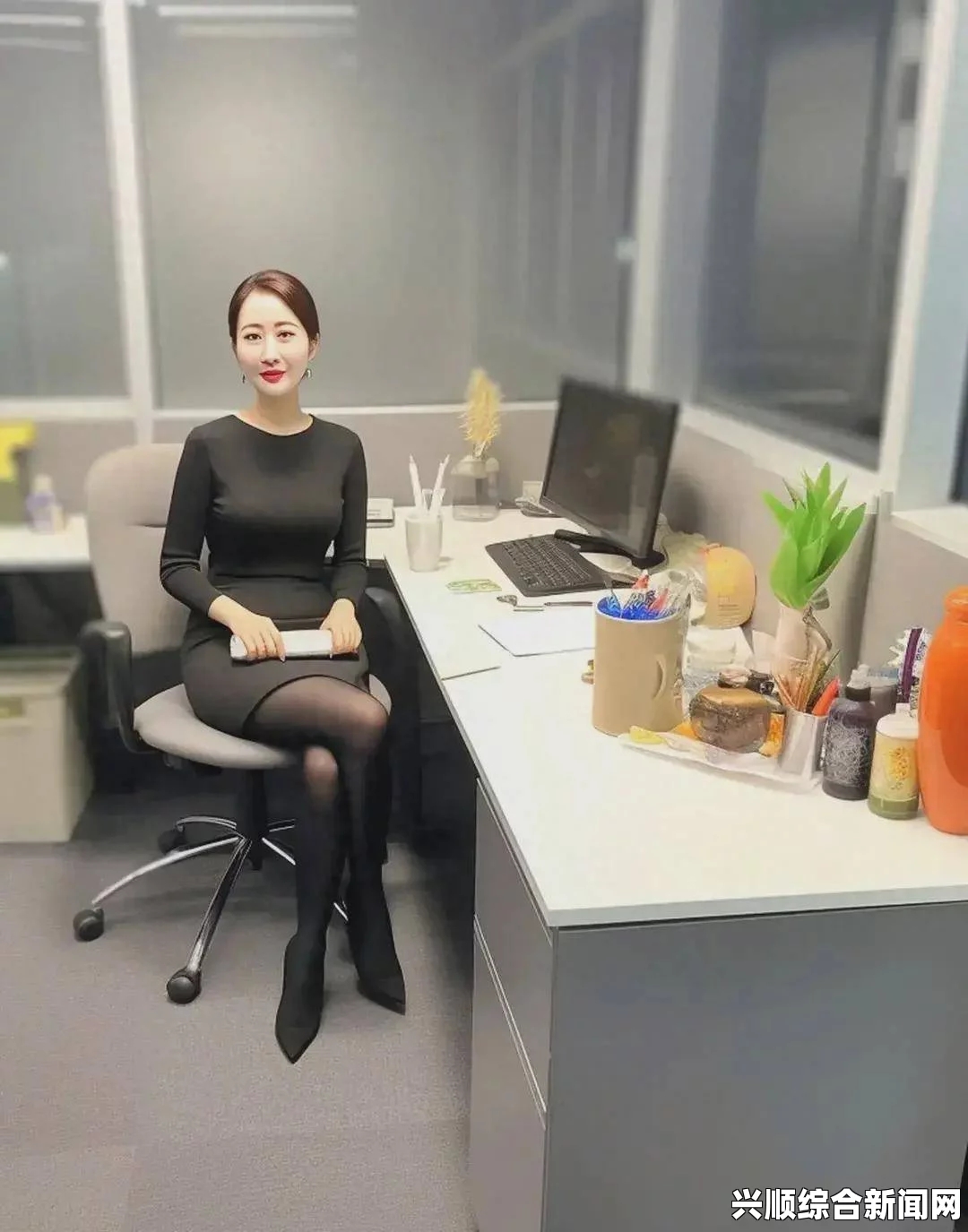 香艳职场522极品销售客服上班跳蛋：深度解析与网友热议