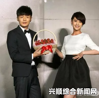 杨丞琳夜会李荣浩，低调装扮背后的同居疑云