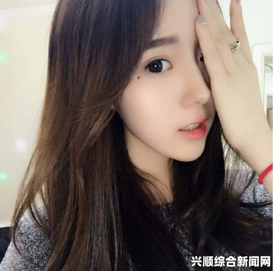 三年片在线观看免费观看大全下载知名男主播，网友激烈探讨！深度解析男主播的魅力所在，精彩节目不容错过！