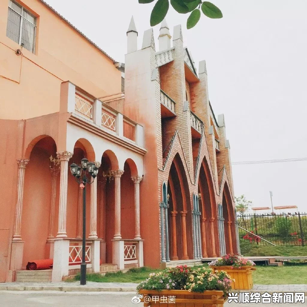 乌克兰前总统豪宅变身新晋网红景点，民众参观热潮涌动