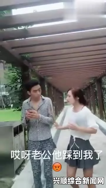 装睡被陌生人摸出水好爽美丽的裸女，去除了所有外衣，只留下那光滑肌肤的娇艳，让人心潮澎湃、欲罢不能，激发内心深处的狂热与渴望。