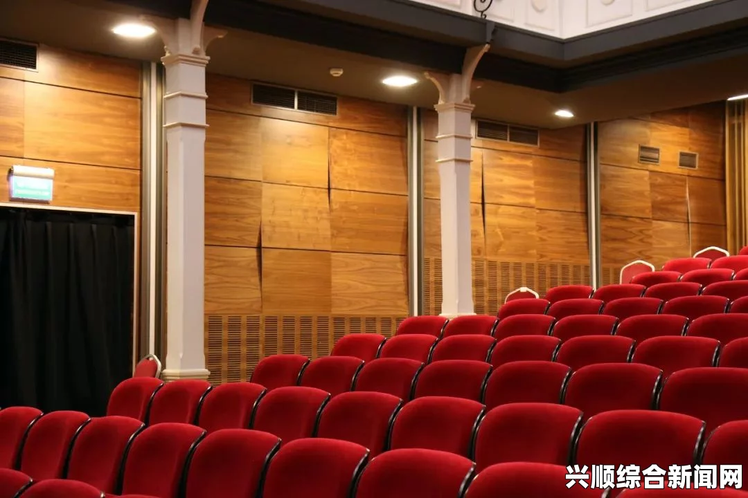 荷兰泡澡电影院，美酒与影视的极致享受之旅
