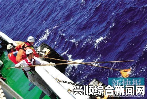 中国海军搜救兵力赴马六甲海峡搜救失联飞机