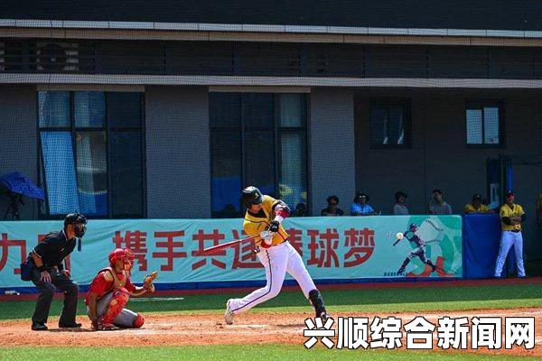 中国球童首次亮相法网，展现训练有素的卓越风采