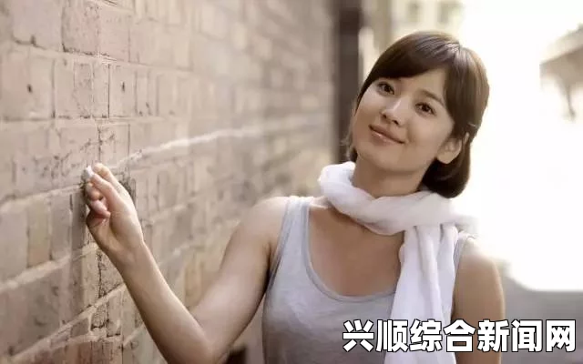 校花的秘密：揭开她背后不为人知的故事与激情岁月，探索青春中暗藏的欲望与梦想。