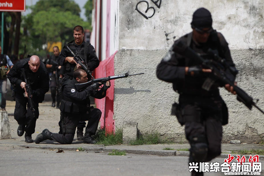 墨西哥军方与贩毒集团爆发激烈枪战，22名毒贩被打死—军事行动与打击毒品斗争的严峻现实（图文报道）