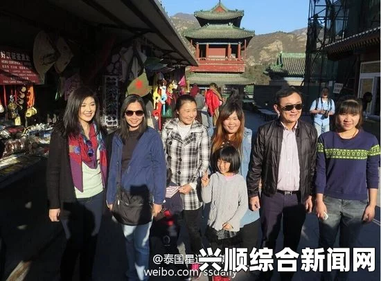 泰前总理英拉携儿子飞往法国巴黎，为他信的65岁生日欢庆