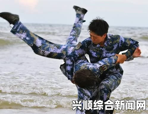 美国海军陆战队直升机坠入亚丁湾海域，救援行动与后果分析