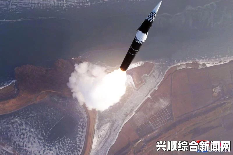 朝鲜发射三枚短程飞行物，新型战术导弹疑似揭秘亮相