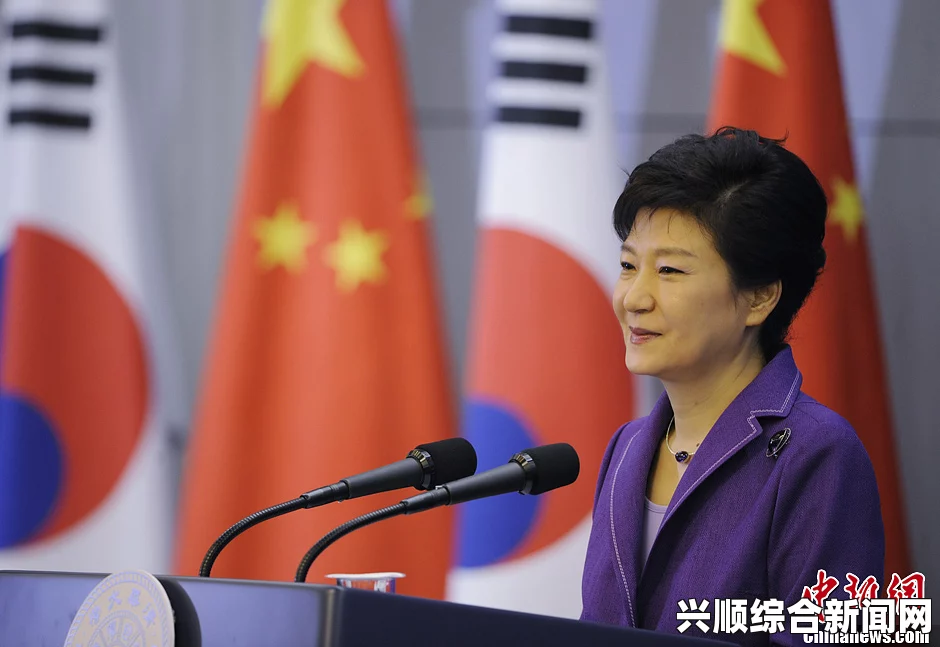 韩媒关注朴槿惠修改讲稿背后的微妙考量，顾及中国感受，不愿成为看美国眼色行事的总统