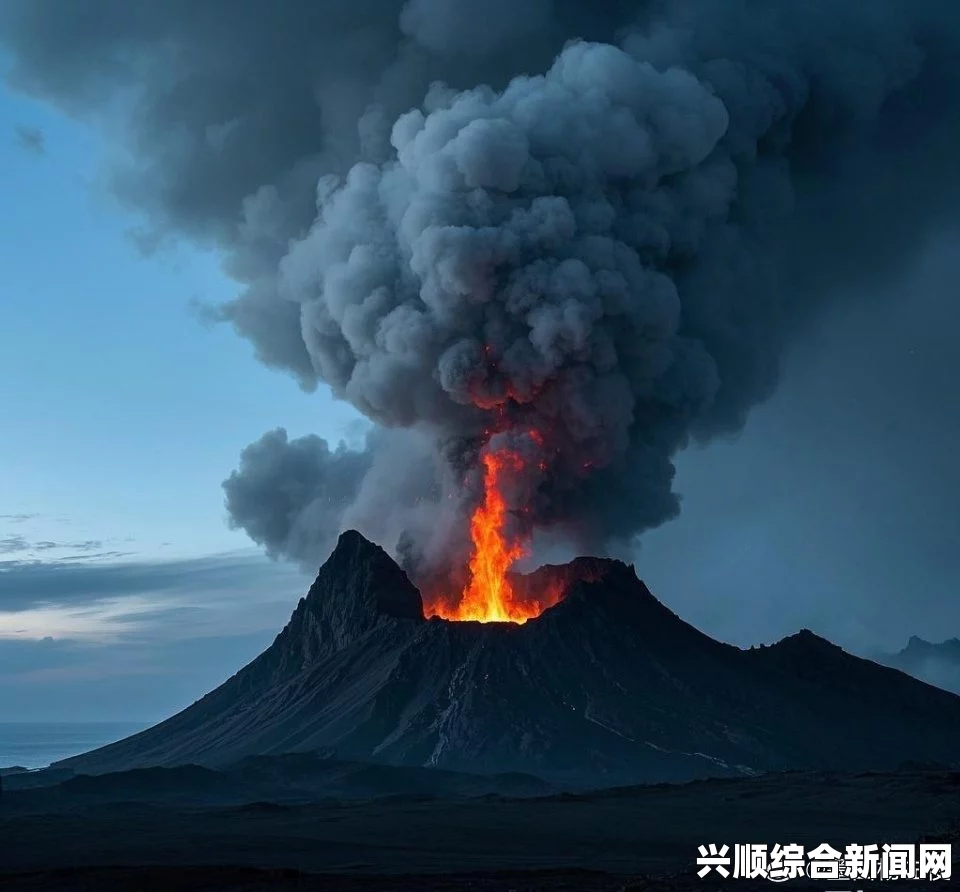日本御岳山火山喷发，震撼的火山喷发场面被摄影师捕捉