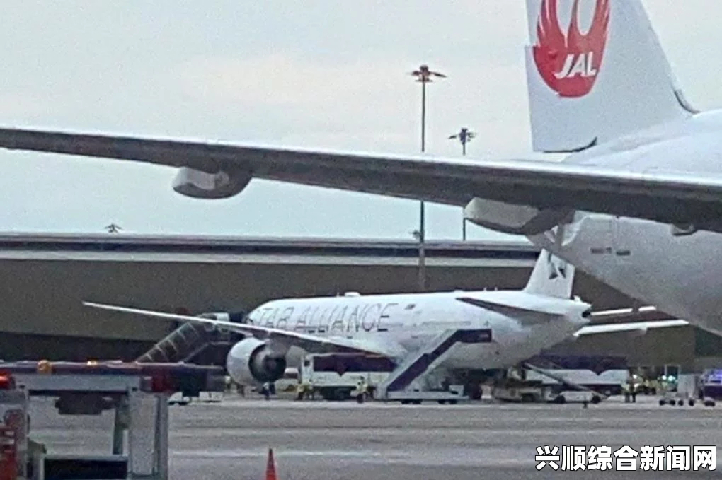 新加坡航空客机遭遇强气流袭击，造成22人受伤